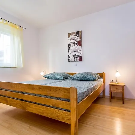 Lovre Apartment Medulin